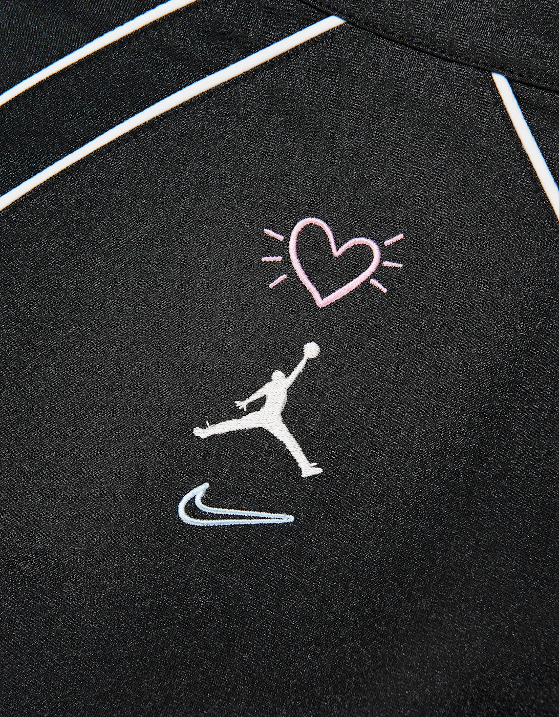 Jordan Girls Love Is In The "Air" Zip Top in Grey