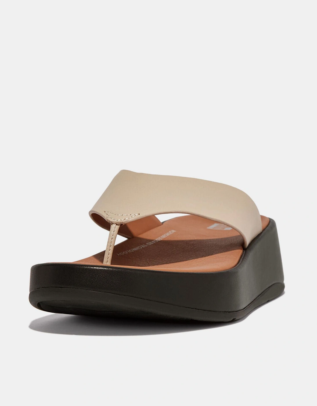 F-Mode Leather Flatform Toe-Post Sandals