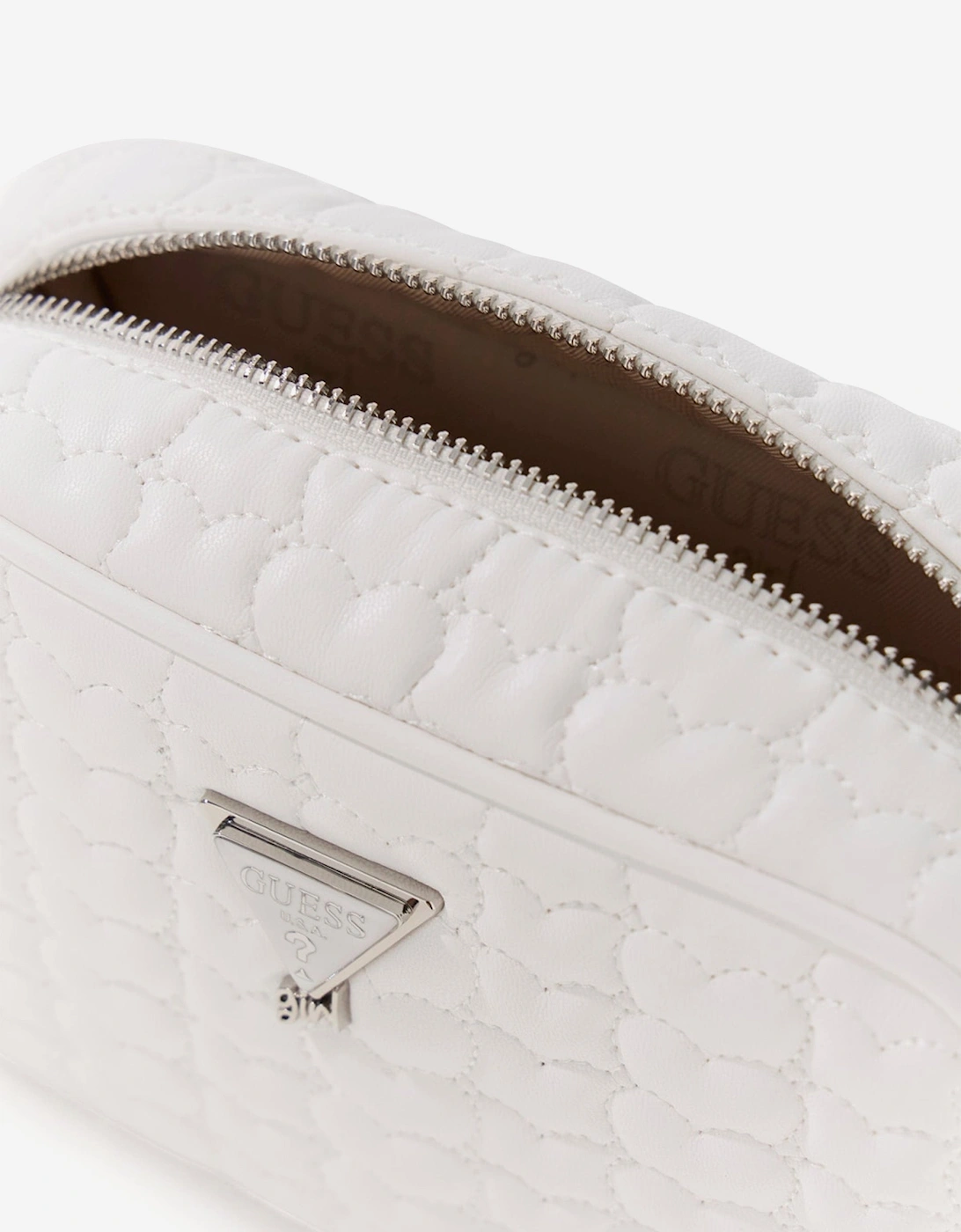 Girls Quilted Heart Crossbody Bag in White (19.7cm)