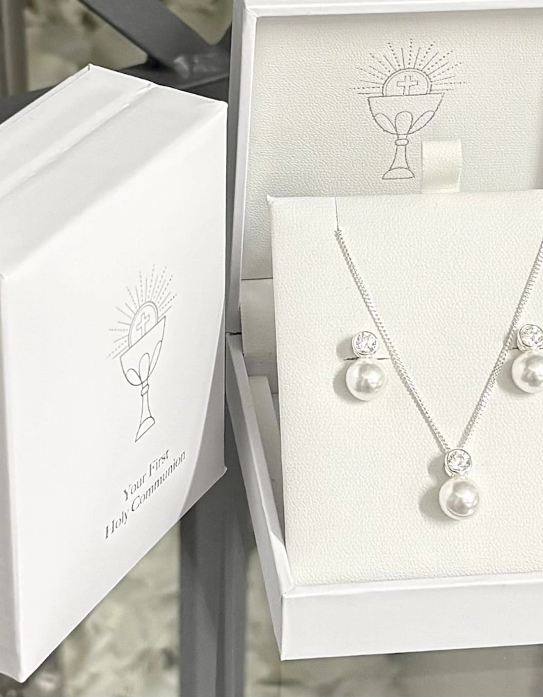 Pearl Droplet Earrings and Necklace Set