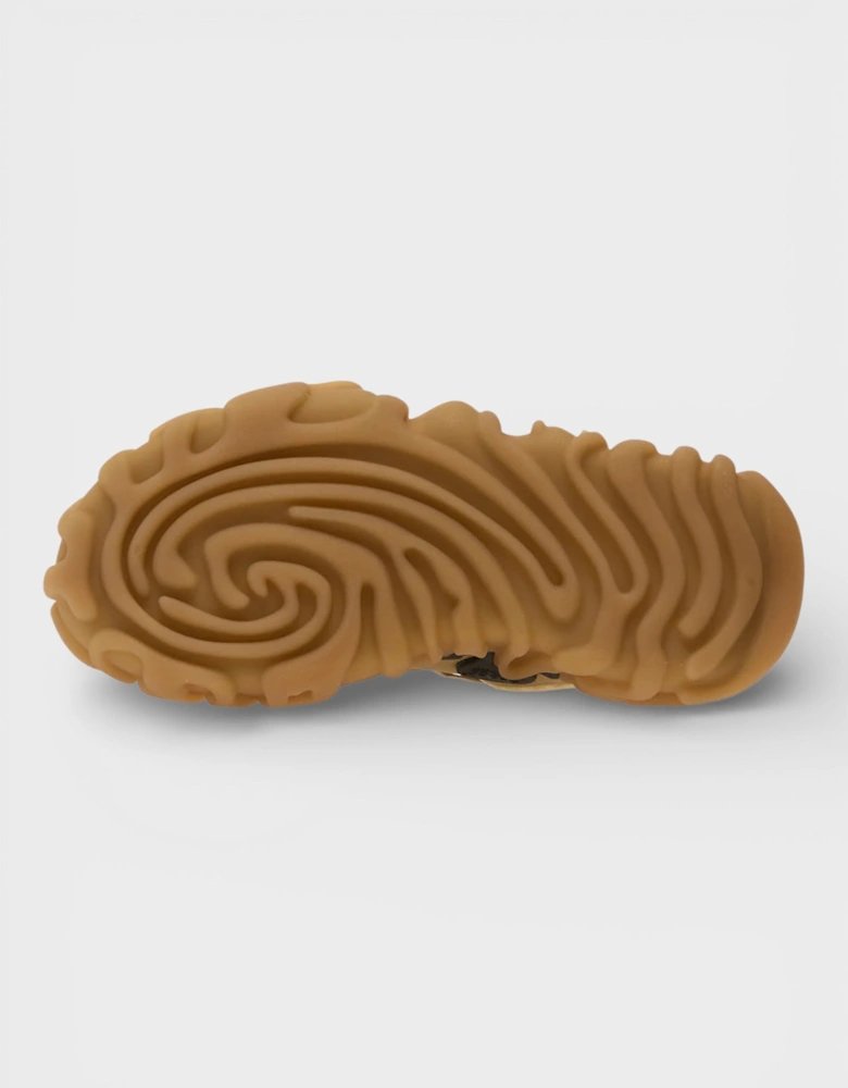 Pollex Juniper by Salehe Bembury Manuka