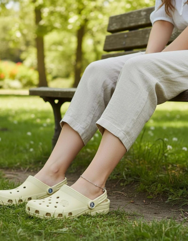CLASSIC Unisex Adults Clogs Yellow Light