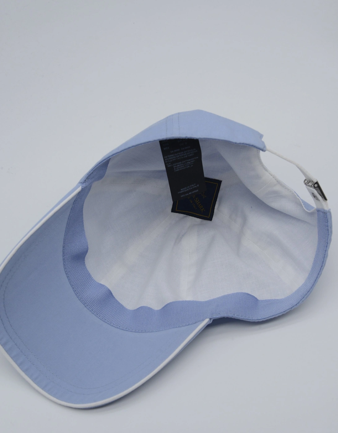 Shark badge light cotton baseball cap