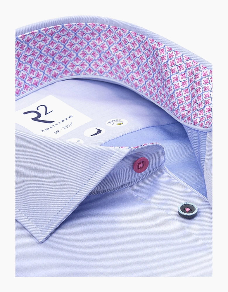 CUT AWAY COLLAR LONG SLEEVED SHIRT LIGHT BLUE