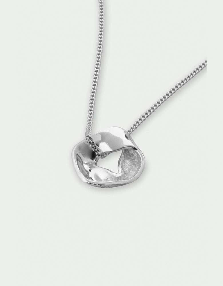 Motion Necklace