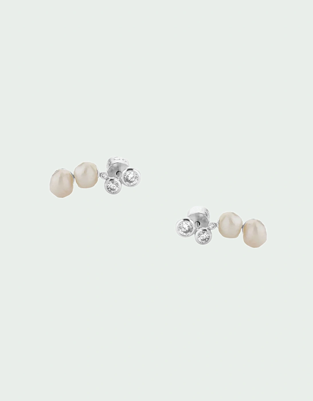 Tutti Women's Oyster Freshwater Pearl Cubic Zirconia Crawler Earrings - Silver