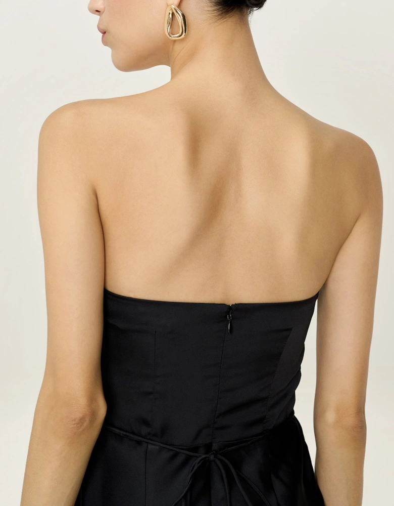 Amdra Dress in Black