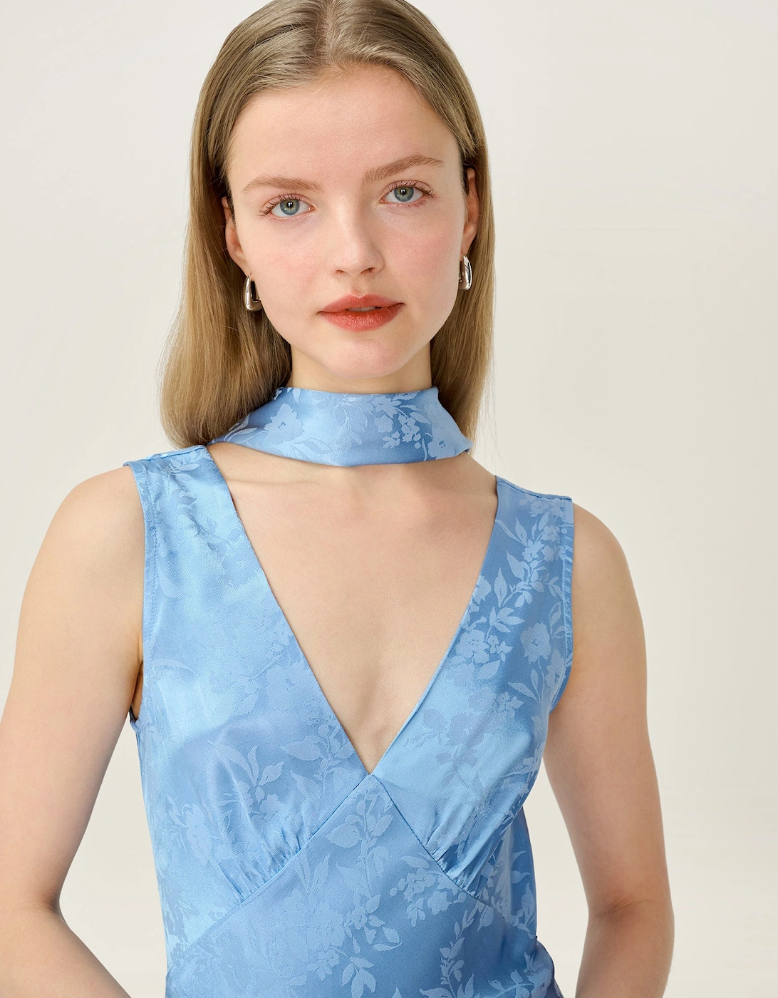 Scarlett Scarf in Vista Blue