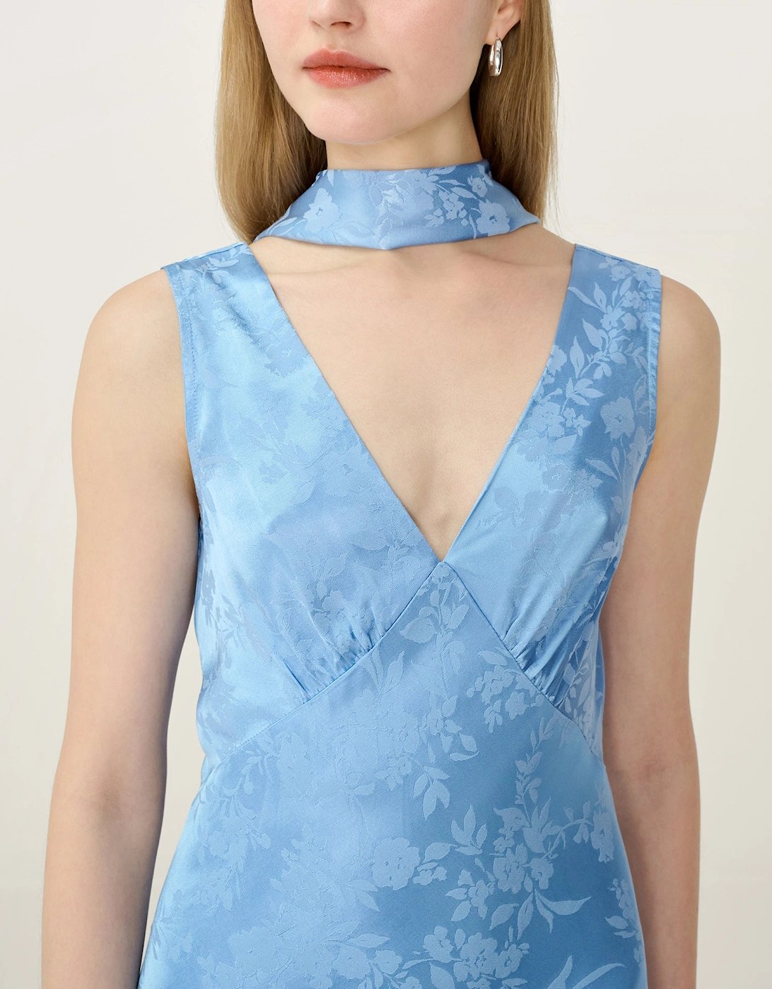 Scarlett Scarf in Vista Blue