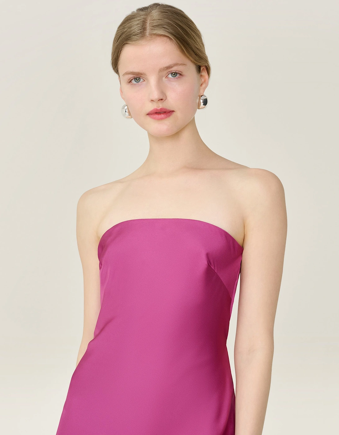 Amdra Dress in Magenta