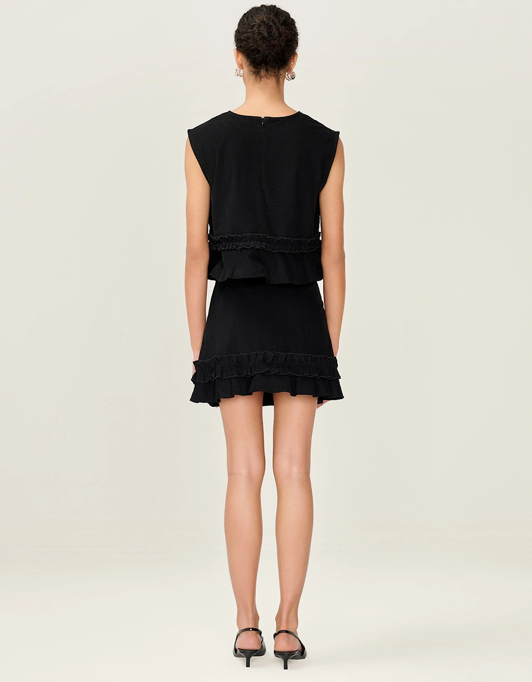 Prudie Cord Skirt in Black