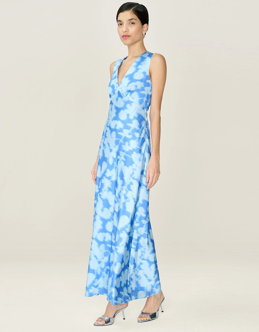 Nova Dress in Blurred Floral Blue
