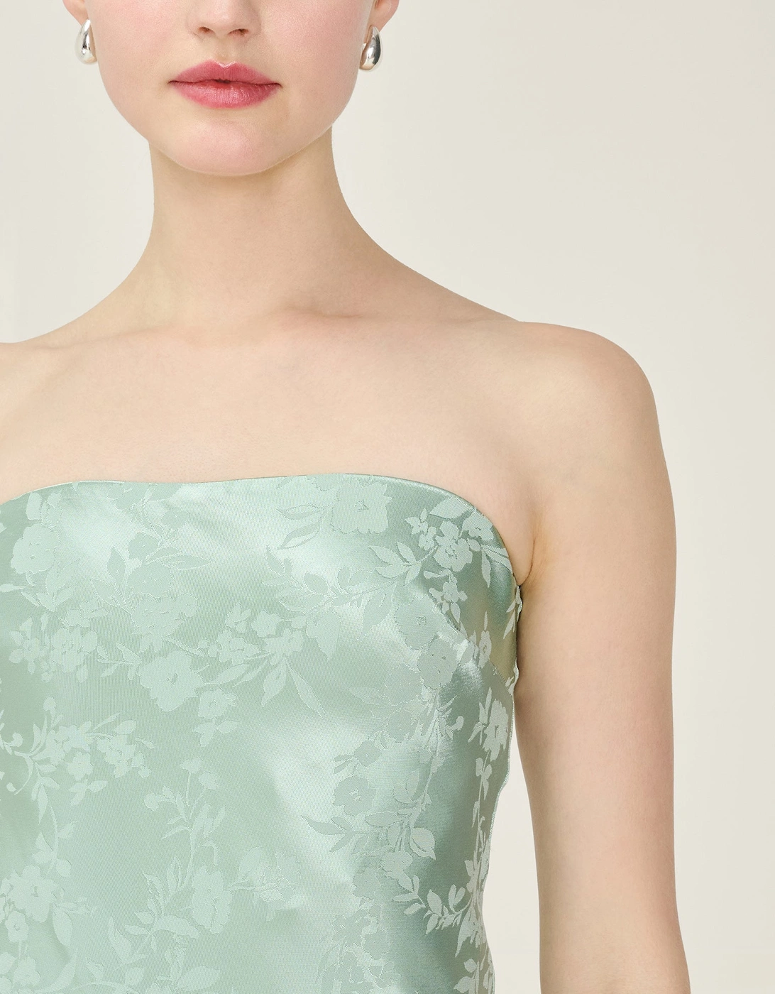 Amdra Jacquard Dress in Sage