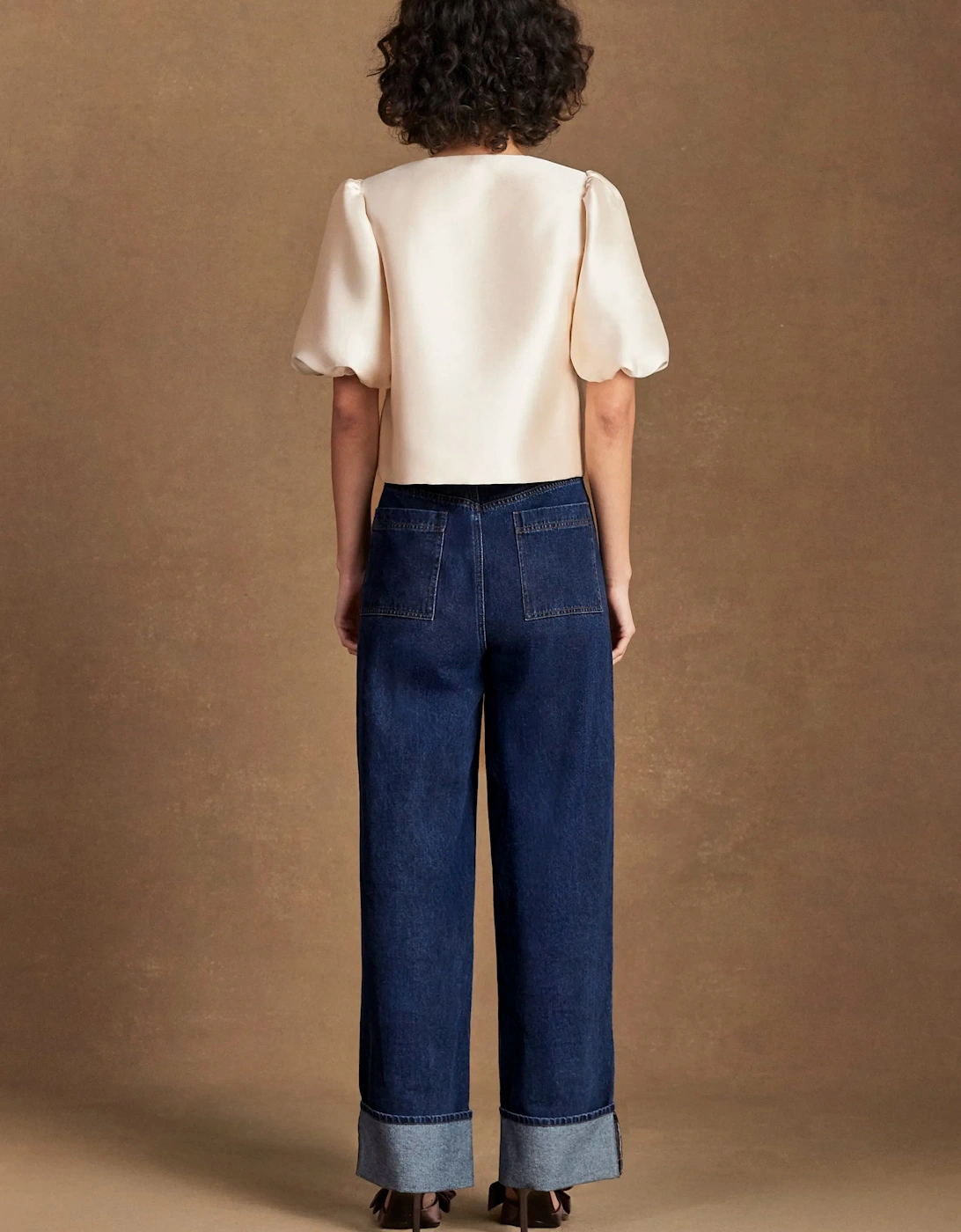 Cream Puff Sleeve Shell Top