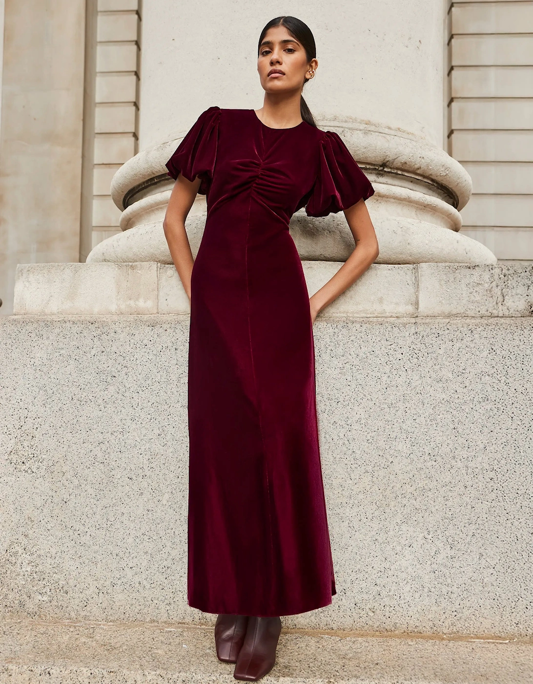 Jessie Plum Velvet Puff Sleeve Dress