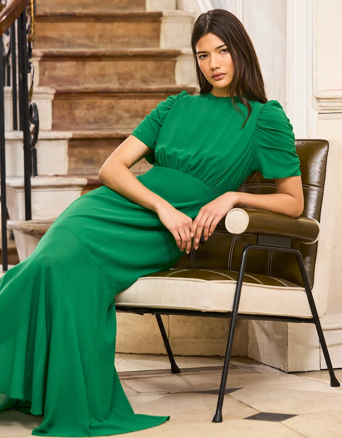Petite Belle Green Puff-Sleeve Dress