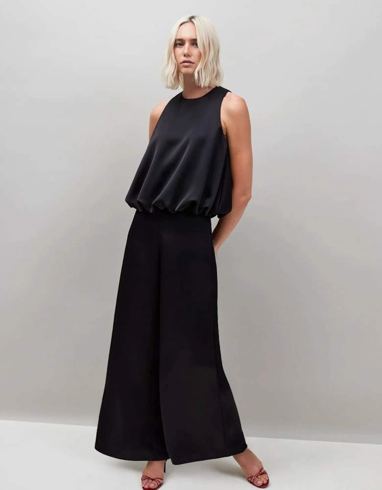 Black Bubble Hem Top