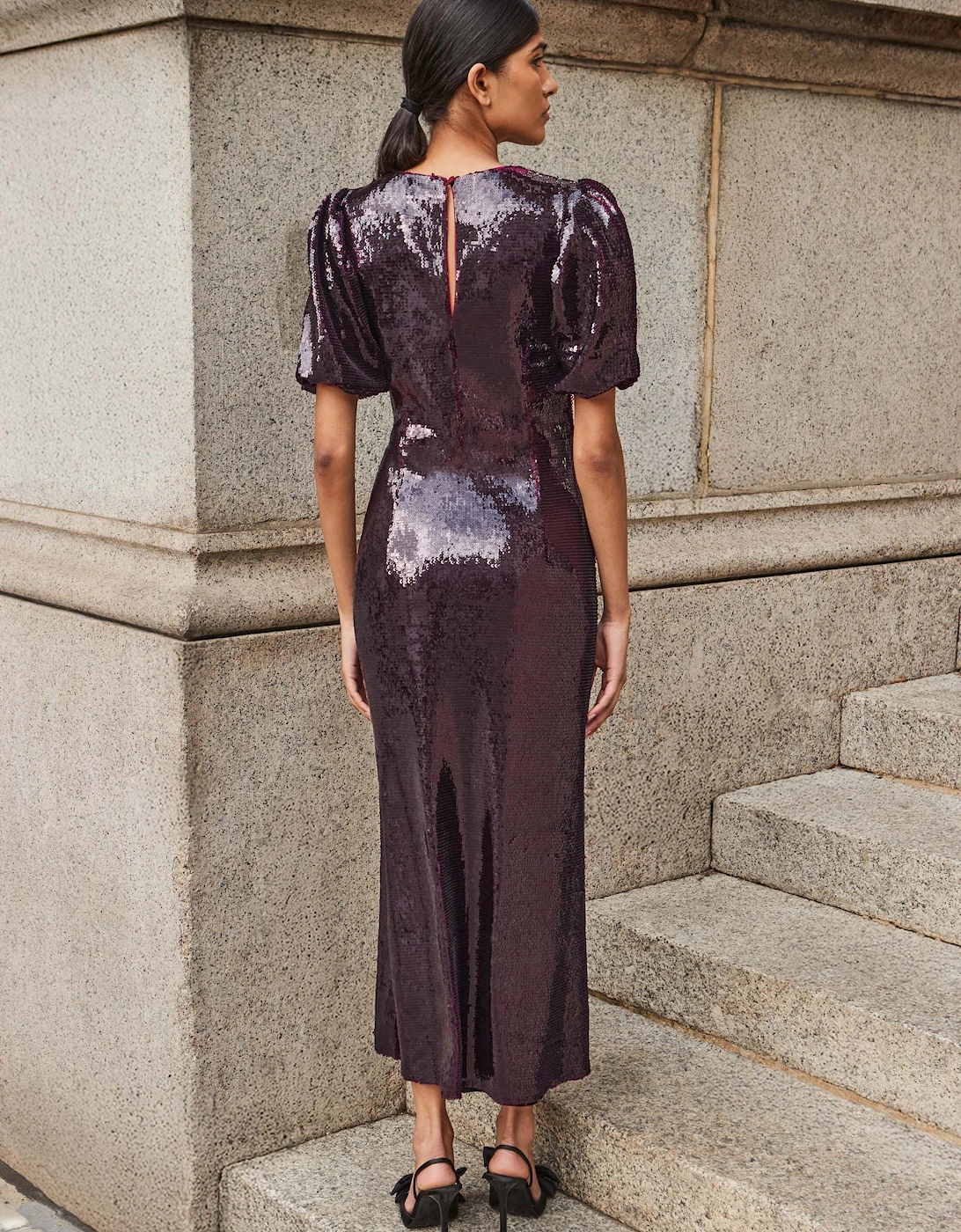 Petite Annabelle Wine Puff Sleeve Dress