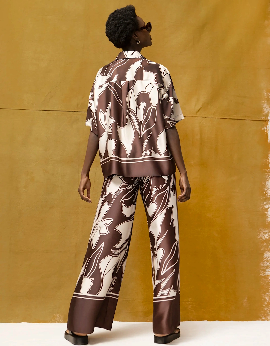 Brown Swirl Border Print Trouser