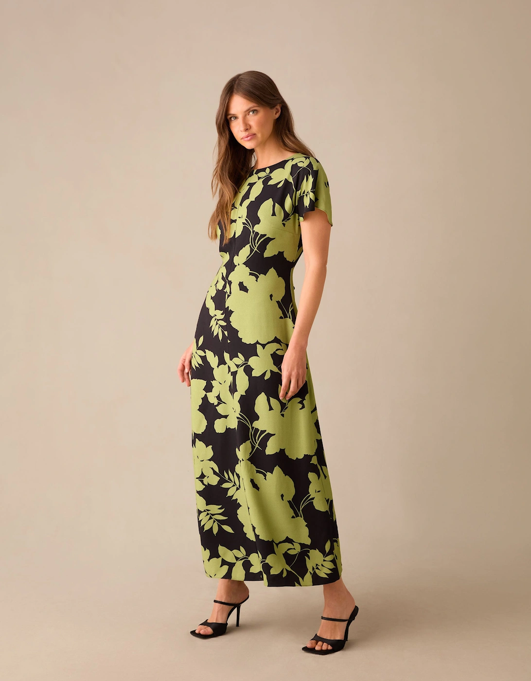 Petite Victoria Green Floral Print Flutter Sleeve Dress
