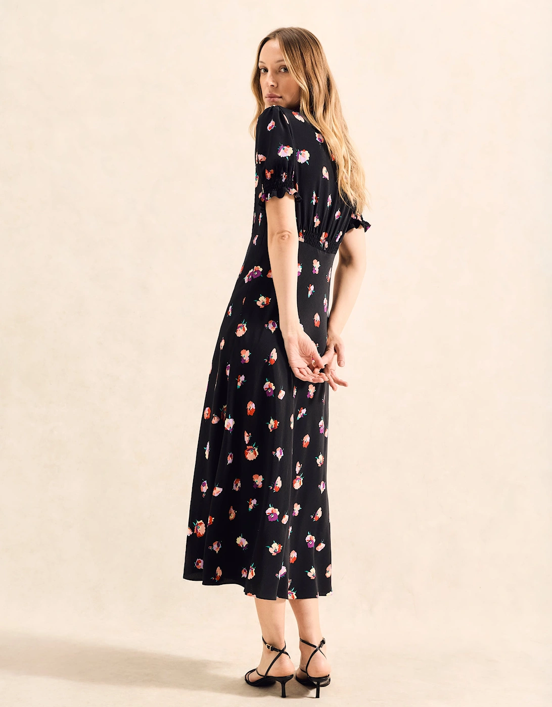 Multi Pansy Print Shirred Cuff Midi Dress