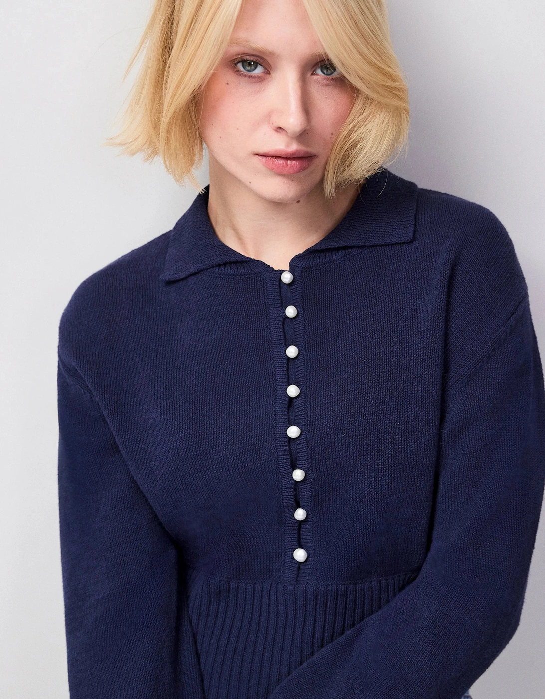 Navy Pearl-Button Cotton and Linen-Blend Jumper