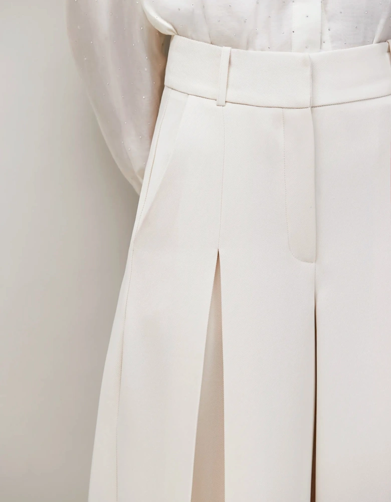 Wide-Leg Trousers