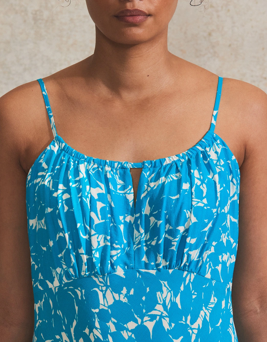 Blue Leaf-Print Keyhole-Detail Midi Dress