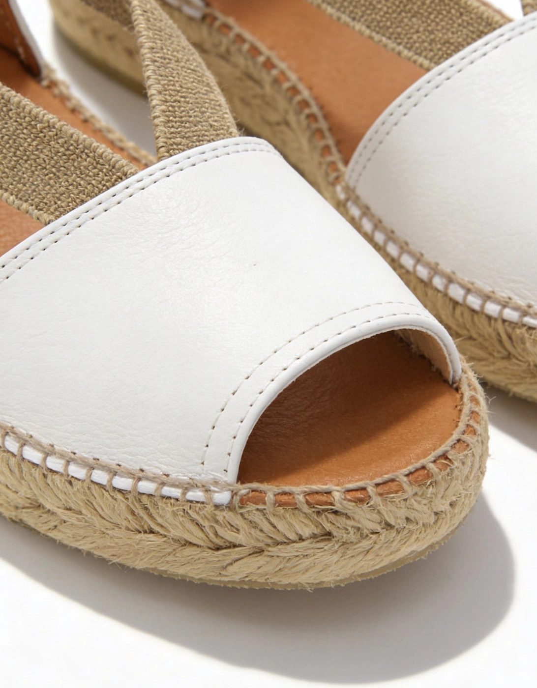 ETNA Womens Slingback Sandals Blanc