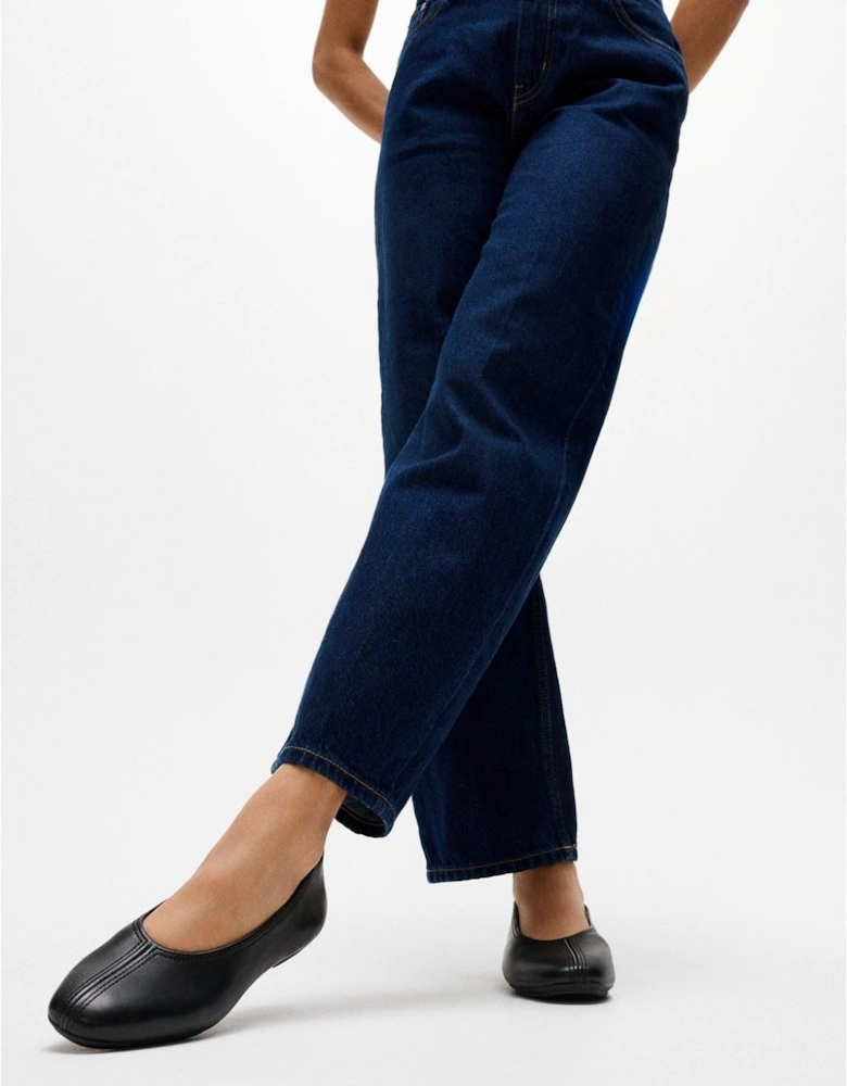 Delicato High-Cut Leather Women's Black Flats