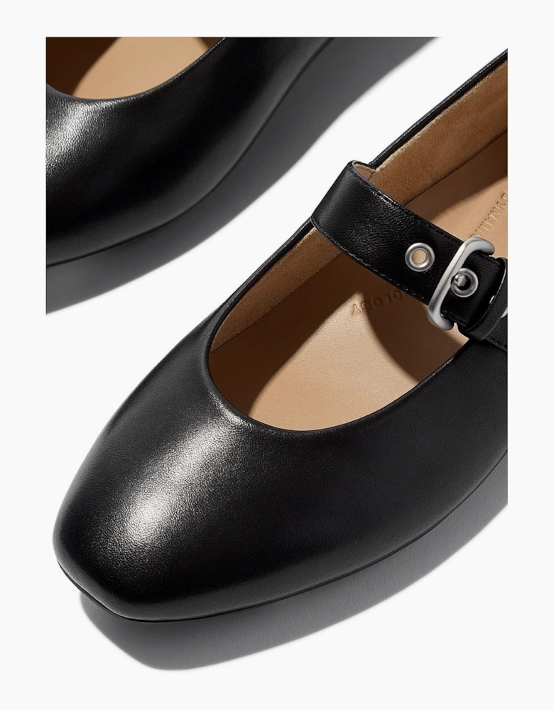 Delicato Leather Women's All Black Narrow Fit Shoes