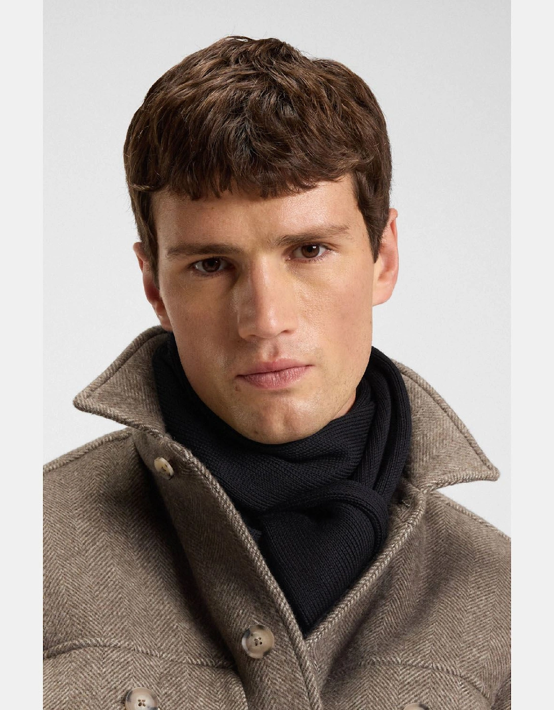 Albas Logo Plaque Scarf in Virgin Wool