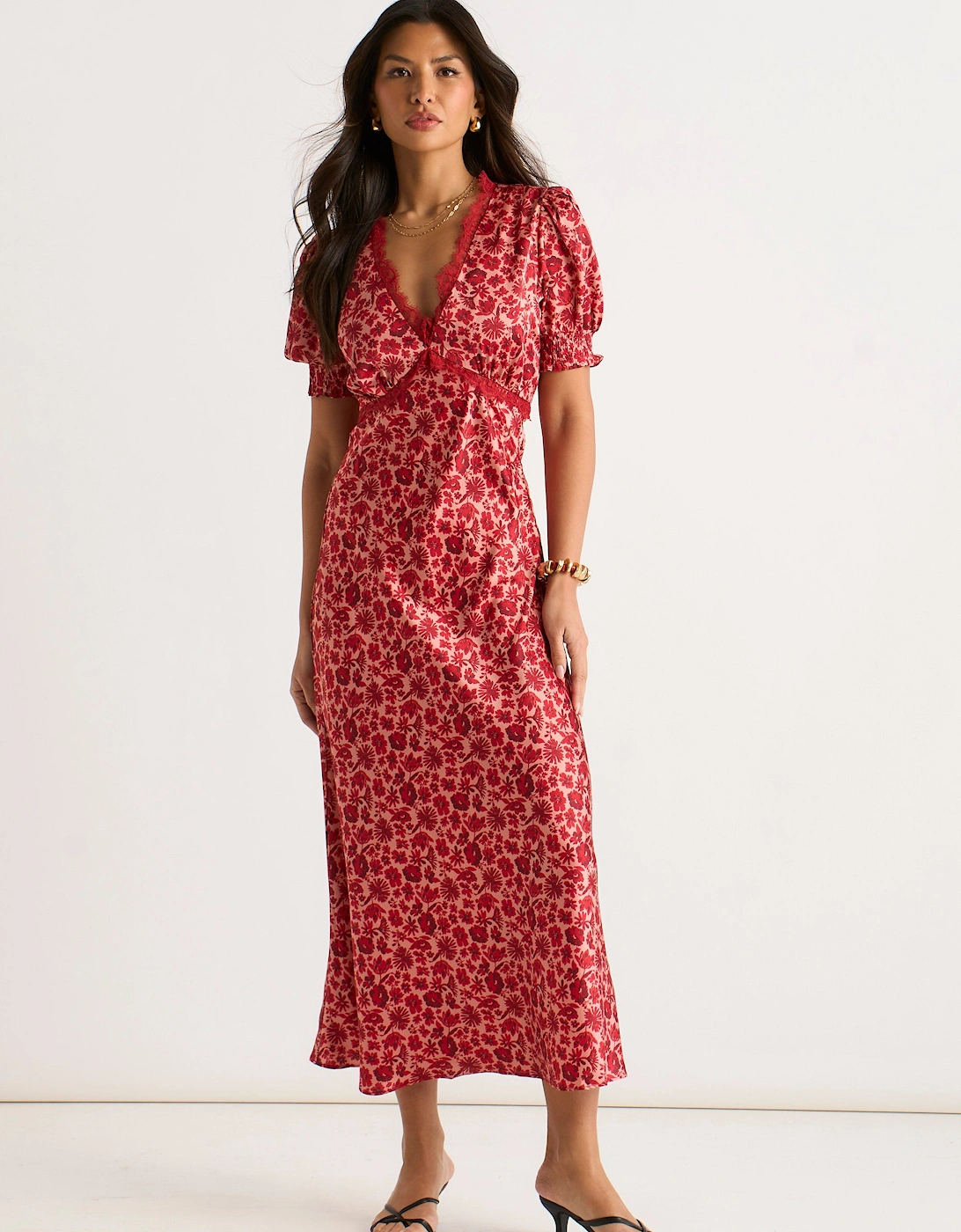 Gini London Gini London Women's Red Floral Lace Trim V Neck Midi Dress