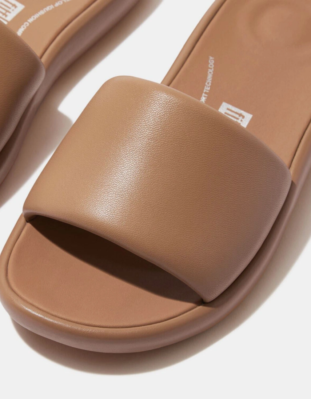 iQuishion D-Luxe Padded Sliders