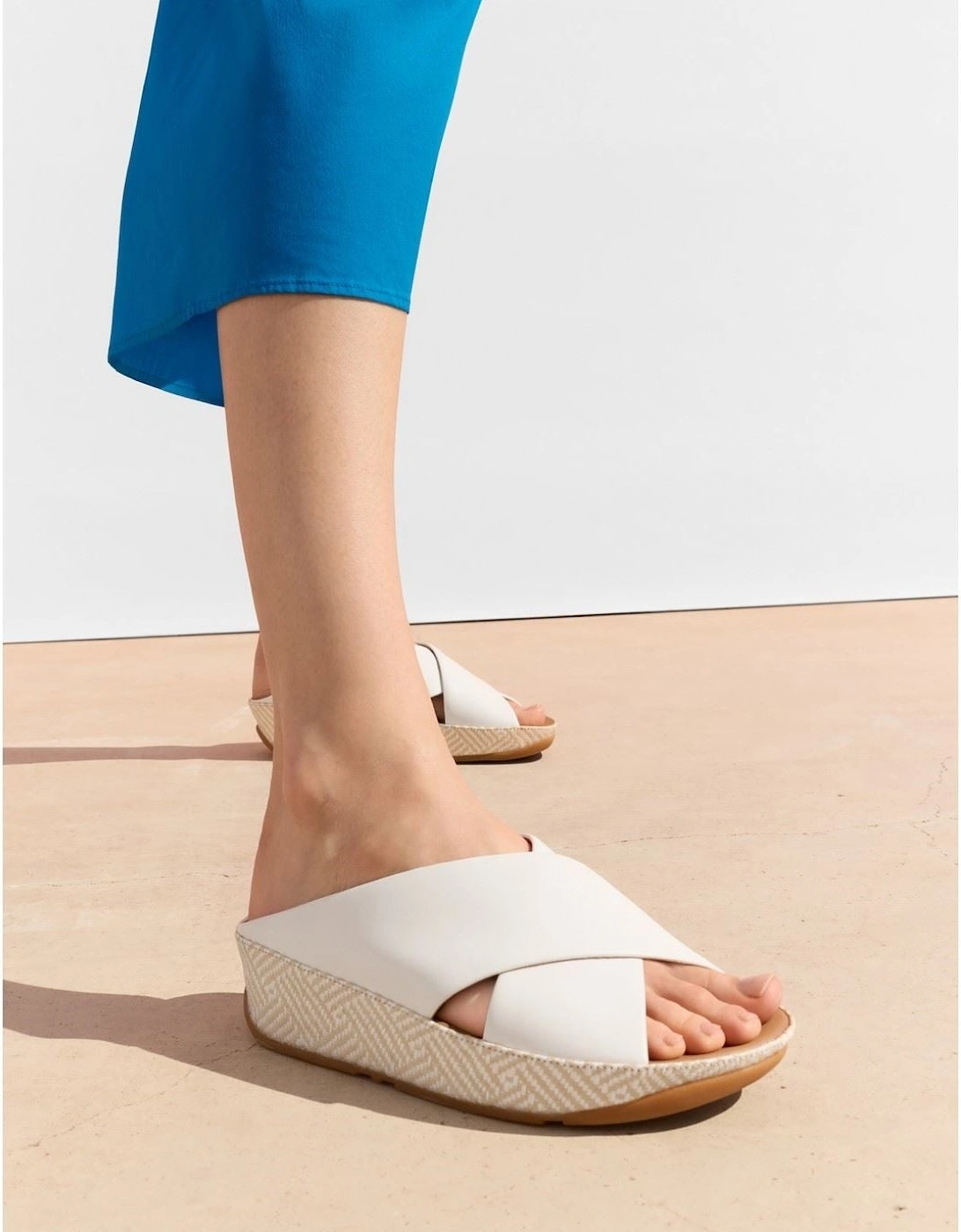 Lulu Lux Graphic-Weave Leather Women's Urban White Sandals