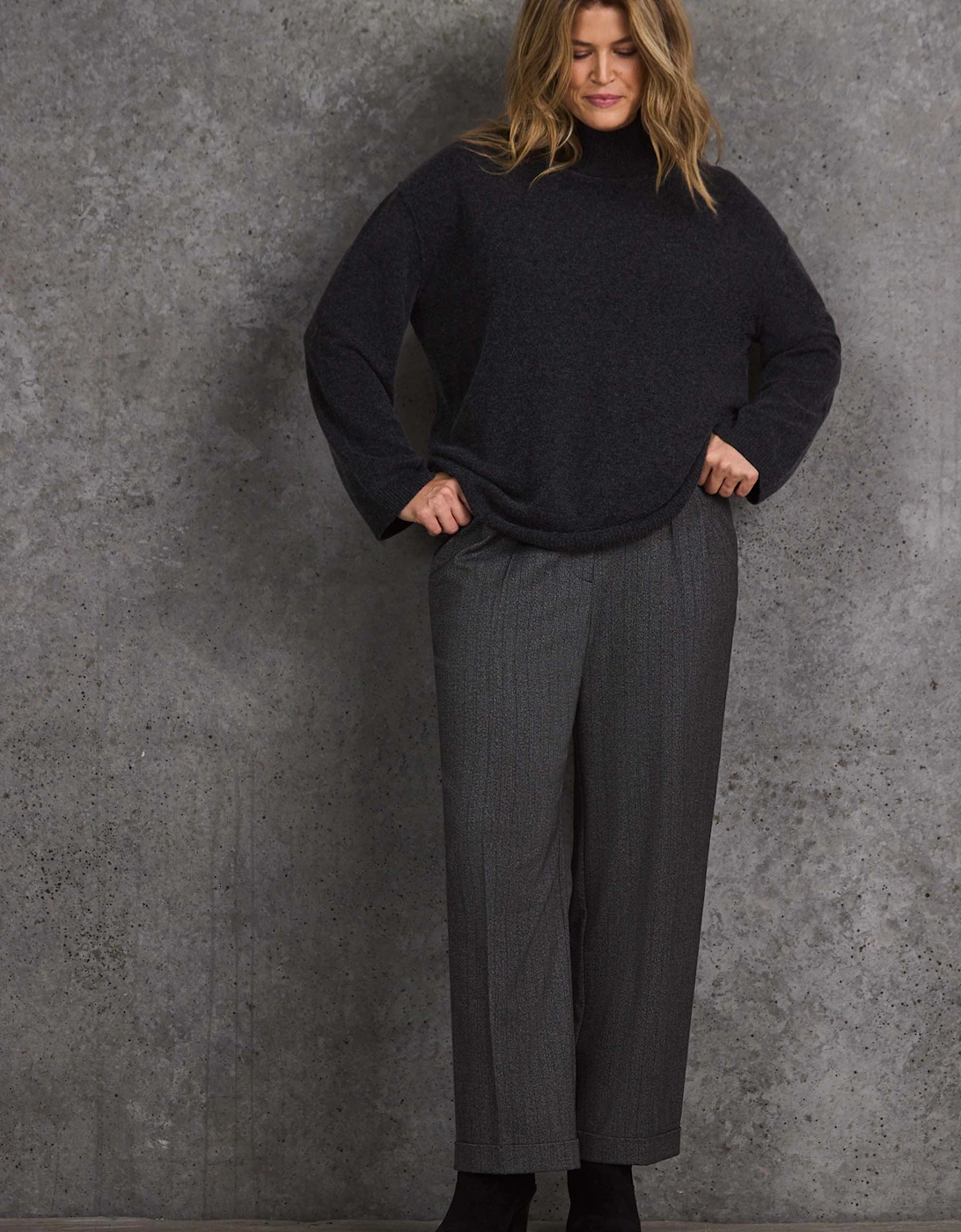 Grey Cashmere-Blend Roll Neck Knit Jumper