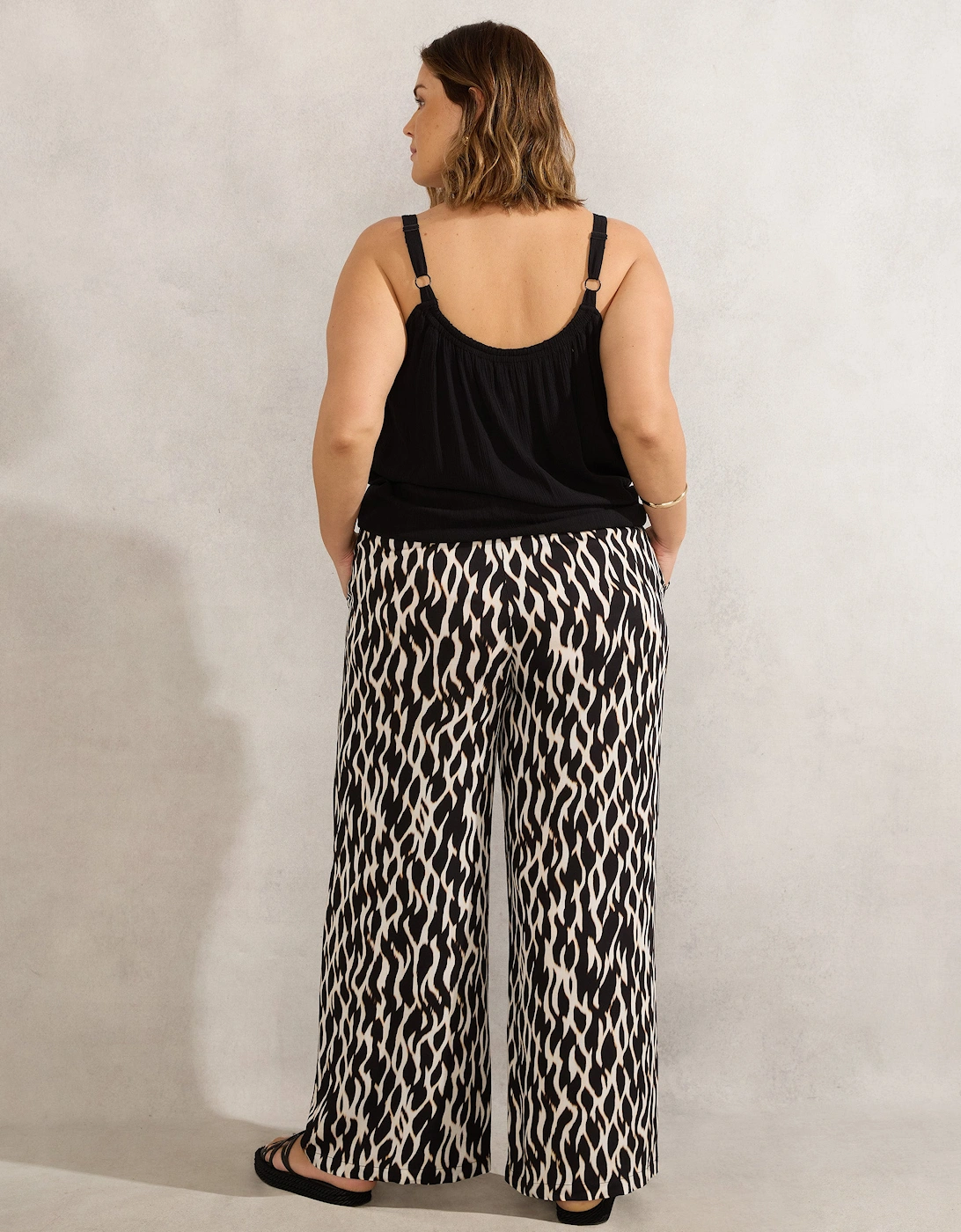 Mono Print Wide Leg Trouser