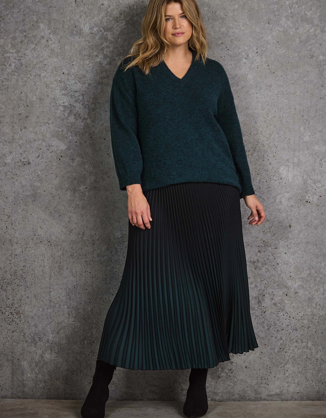 Green V neck Jumper With Wool and Alpaca