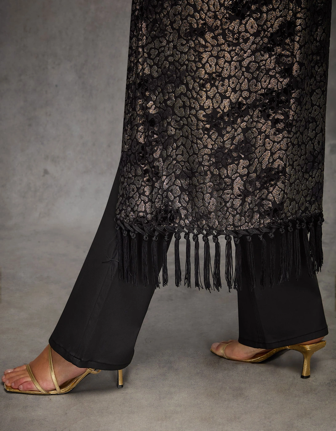 Gold Animal Velvet Burnout Fringe Kimono