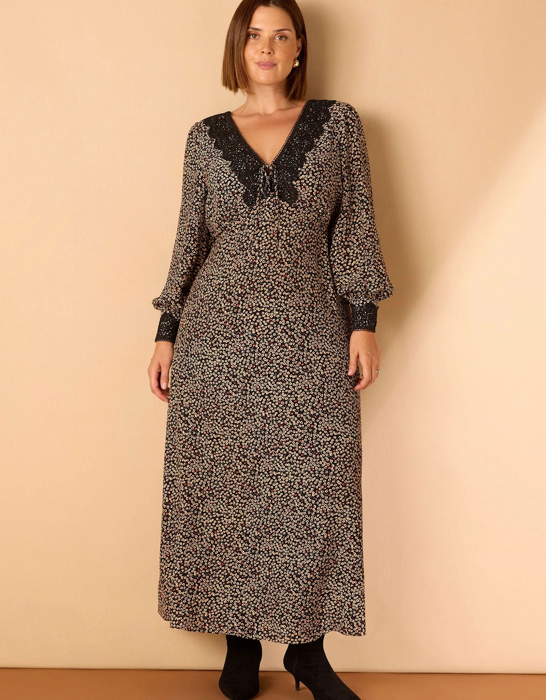Black Ditsy Floral Scalloped Lace Midaxi Dress