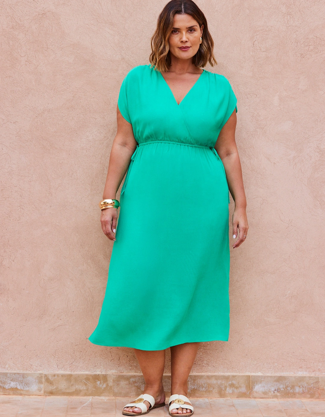 Green Gathered Sleeve Midi Dress