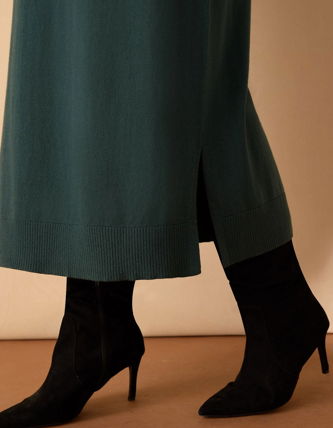 Green V Neck Knit Jumper Dress