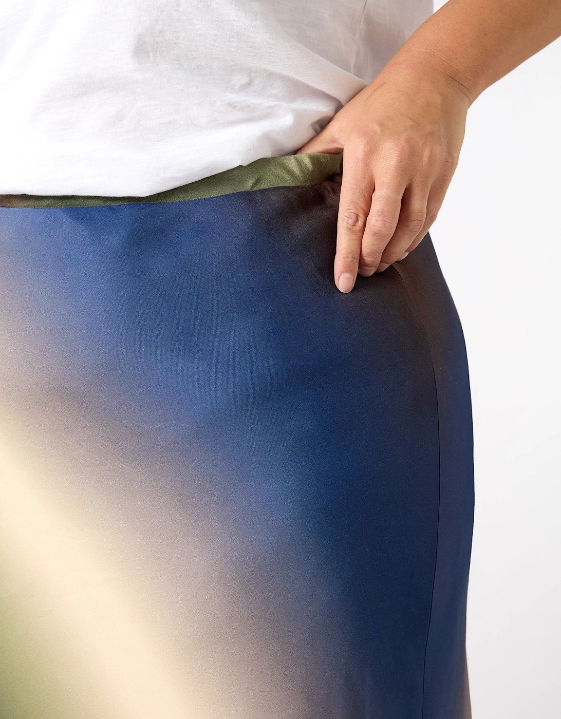 Ombre Print Midi Skirt