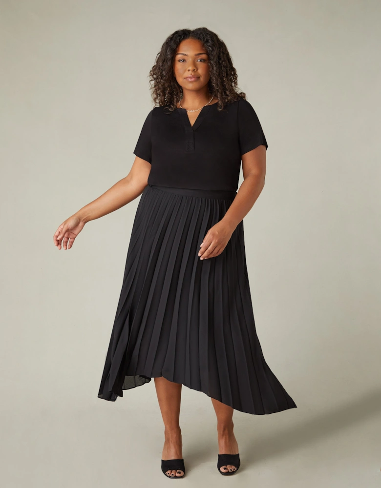 Black Pleated Hanky Hem Skirt