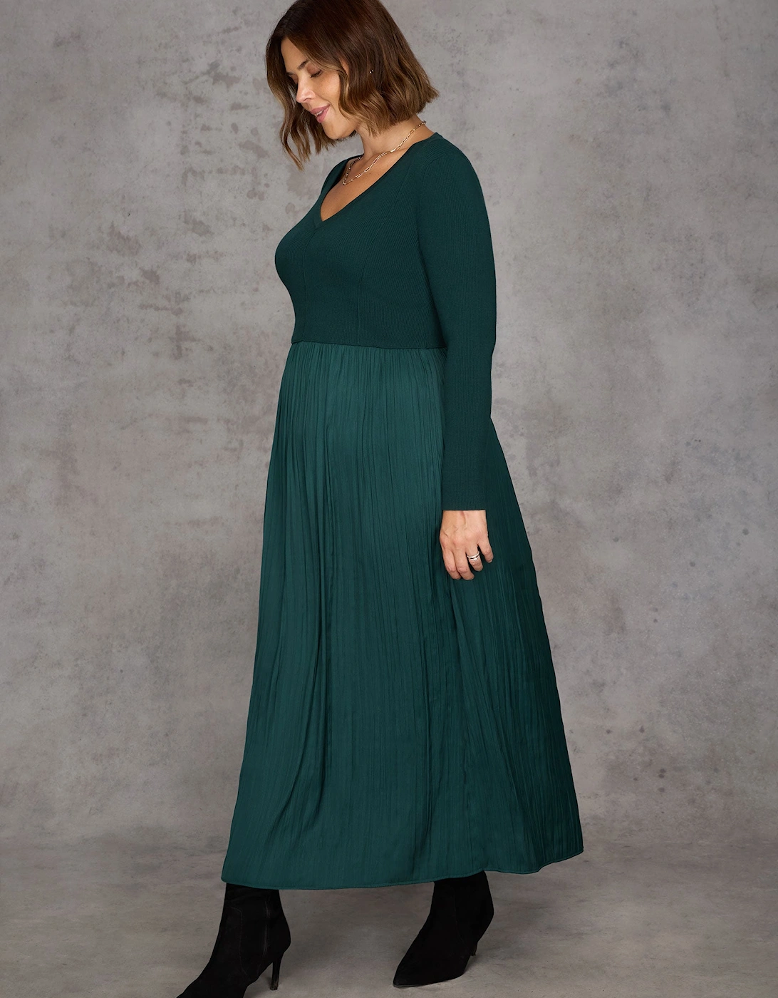 Green Knit Bodice Pleated Skirt Dress