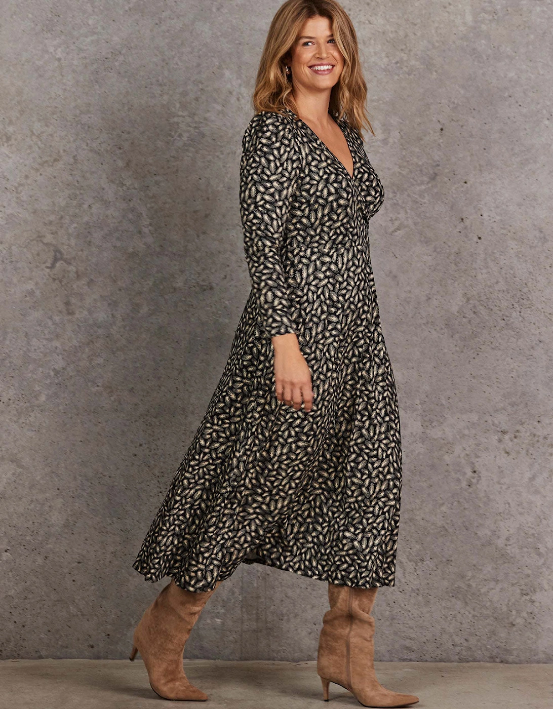 Black Feather Print Puff Sleeve Jersey Wrap Dress