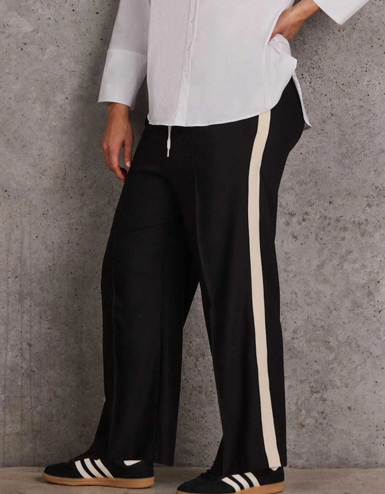 Black Wide-Leg Trousers With Contrast Side Detail