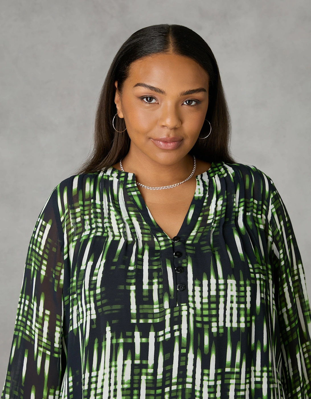 Green Blurred Print Pintuck Blouse