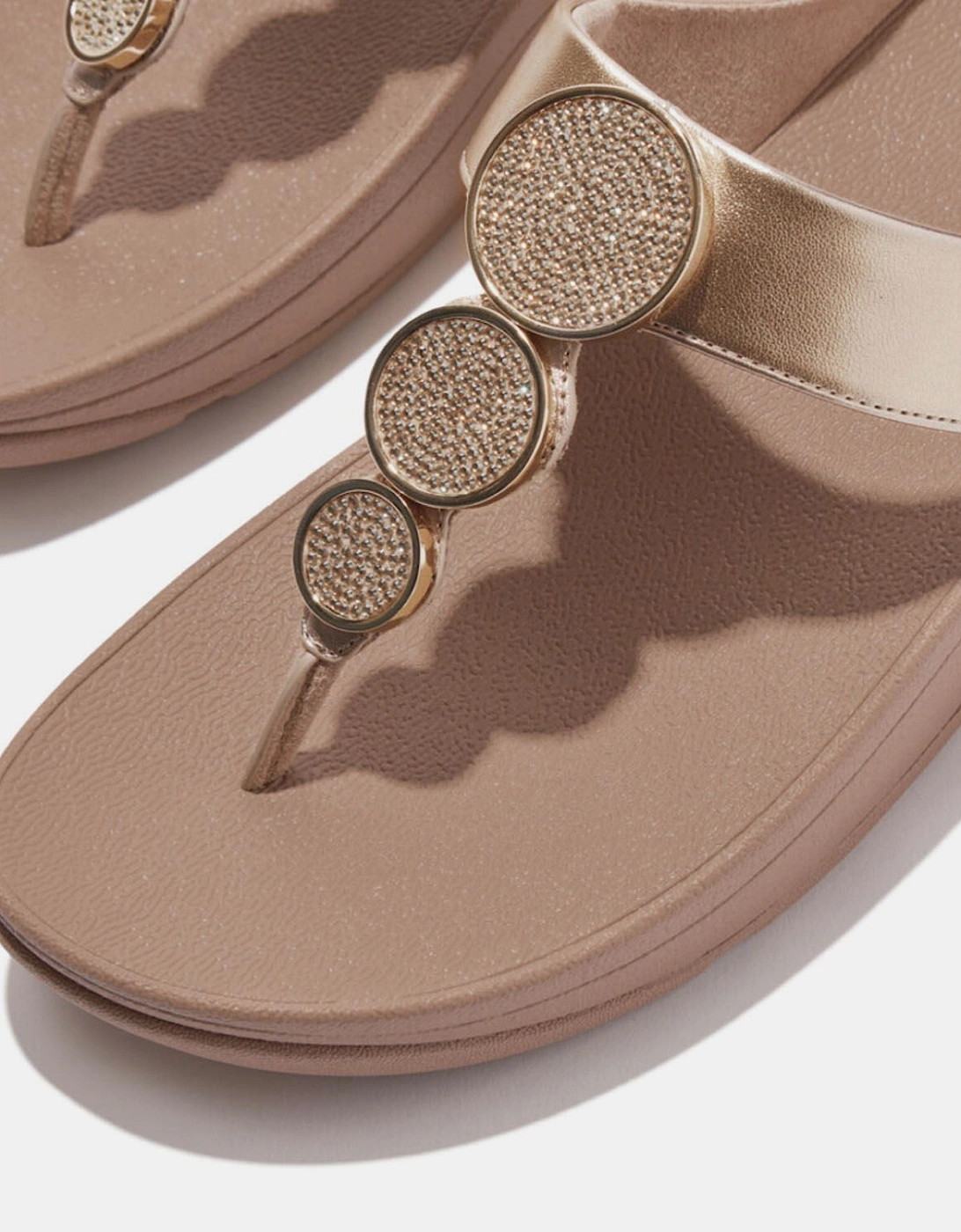 Halo Bead-Circle Metallic Toe-Post Sandals