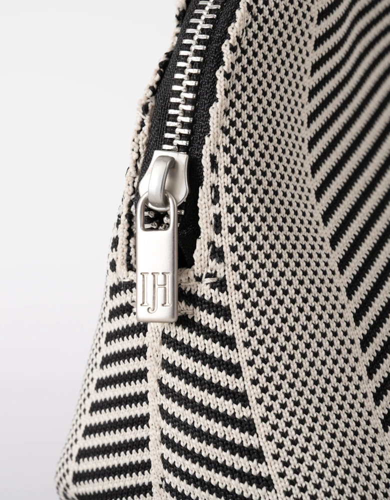 Knitty Womens Knitted Makeup Bag - Milk Creme Black 121001